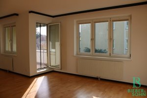 Wohnzimmer / Loggia Ansicht Wohnzimmer / Loggia von Objekt-Nummer: 19852